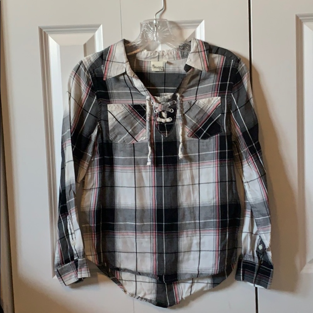 Mudd girls size Large pink and black Flannel